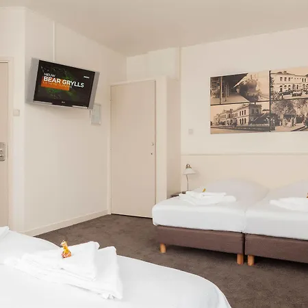 En Land Hotel